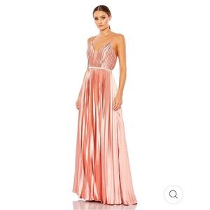 Mac Duggal Pleated Satin Evening Gown Plunge V Neck, Sz 8 Rose Gold NWT